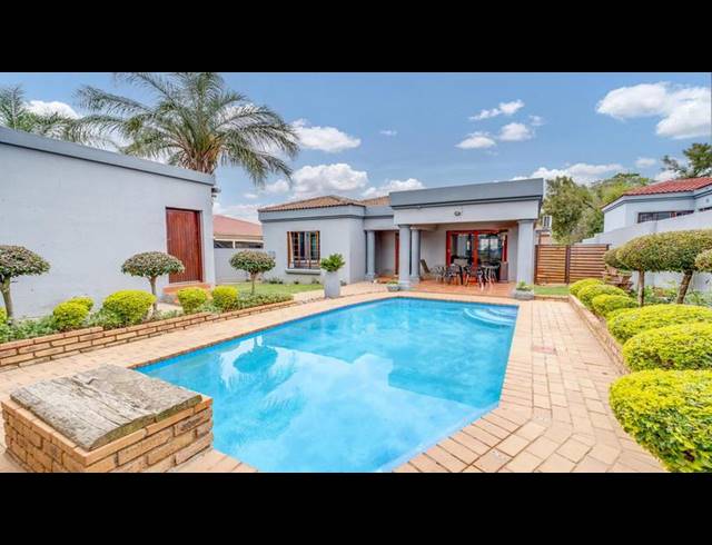 3 BEDROOM HOUSE FOR SALE IN SHARONLEA